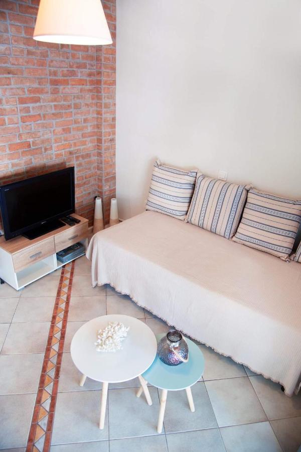 Nos Beach House Paralía Екстериор снимка